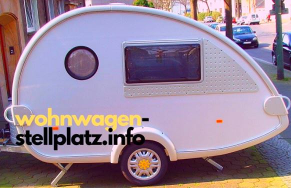 Wohnwagen Stellplatz finden und Tipps | Ratgeber & Infos